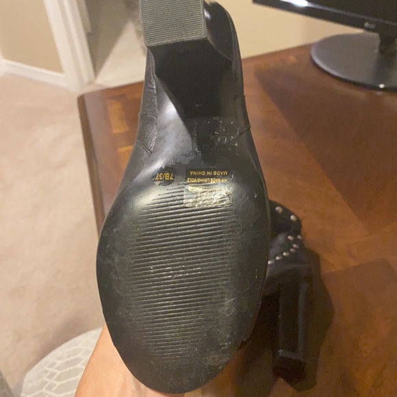 BCBG Generation Boots - Picture 4 of 6